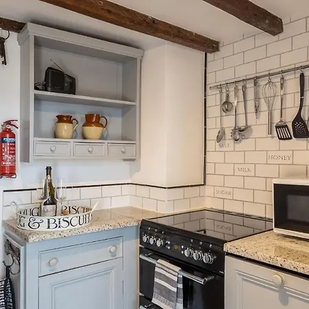 Quaint In The Heart Of North Yorkshire Village - Pet Friendly Free Casa vacanze