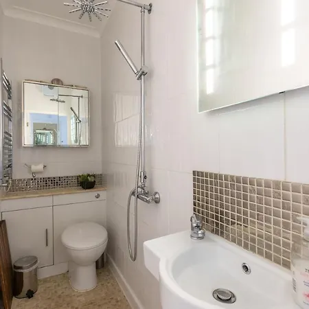 Casa vacanze Quaint In The Heart Of North Yorkshire Village - Pet Friendly Free *