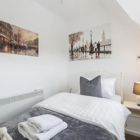 Quaint In The Heart Of North Yorkshire Village - Pet Friendly Free Casa vacanze *